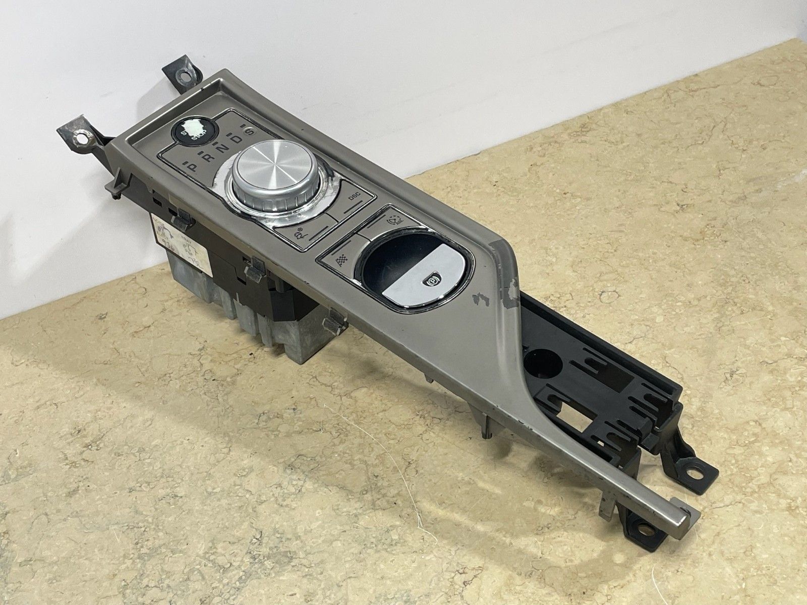 JAGUAR LEVER (24100311G) product preview