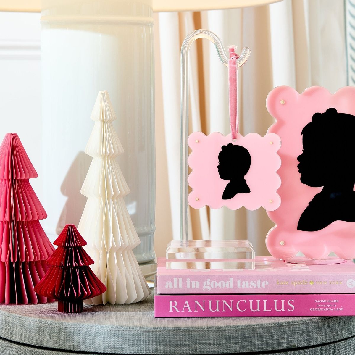 R232, 3/4" PASTEL PINK MOUDLING product photo