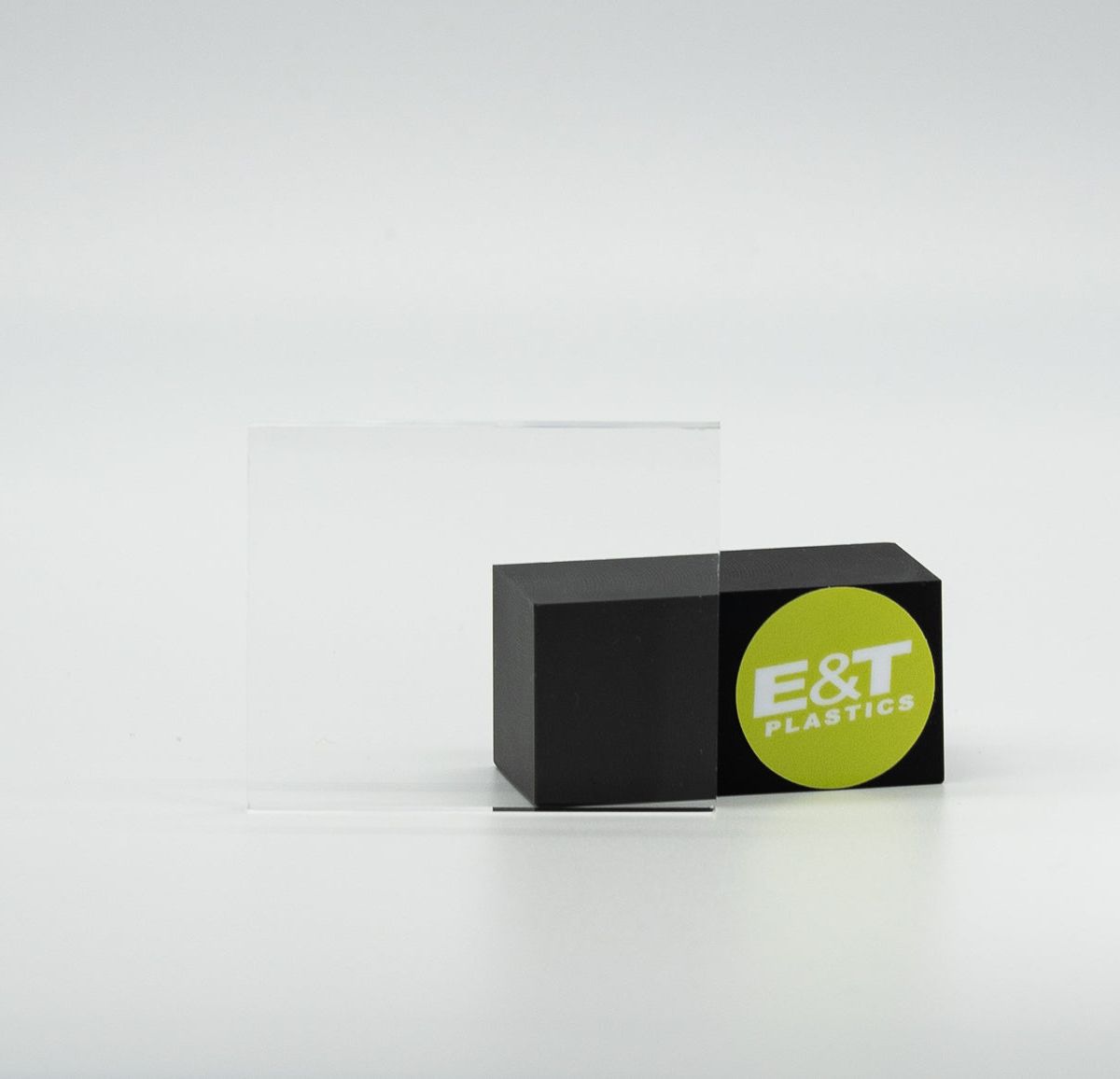3/16" CLEAR PLEXI 8' X 4' (US) product photo